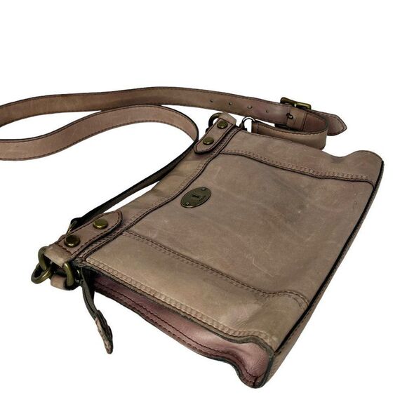 Fossil Beige Leather Medium Sized Shoulder / Crossbody Bag with Key Keychain - Picture 8 of 9